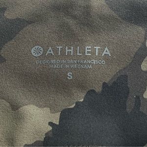 Athleta Essex Hybrid Camo Tight Jogger Pants Olive Medium